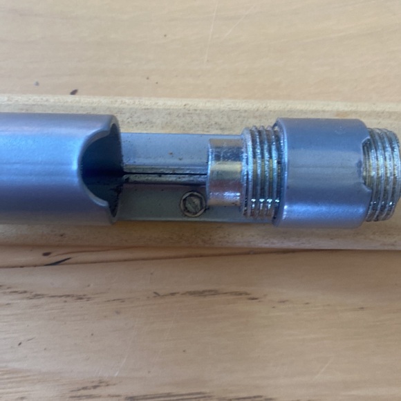 Vintage Reeds Rocket nut cracker - Picture 5 of 7